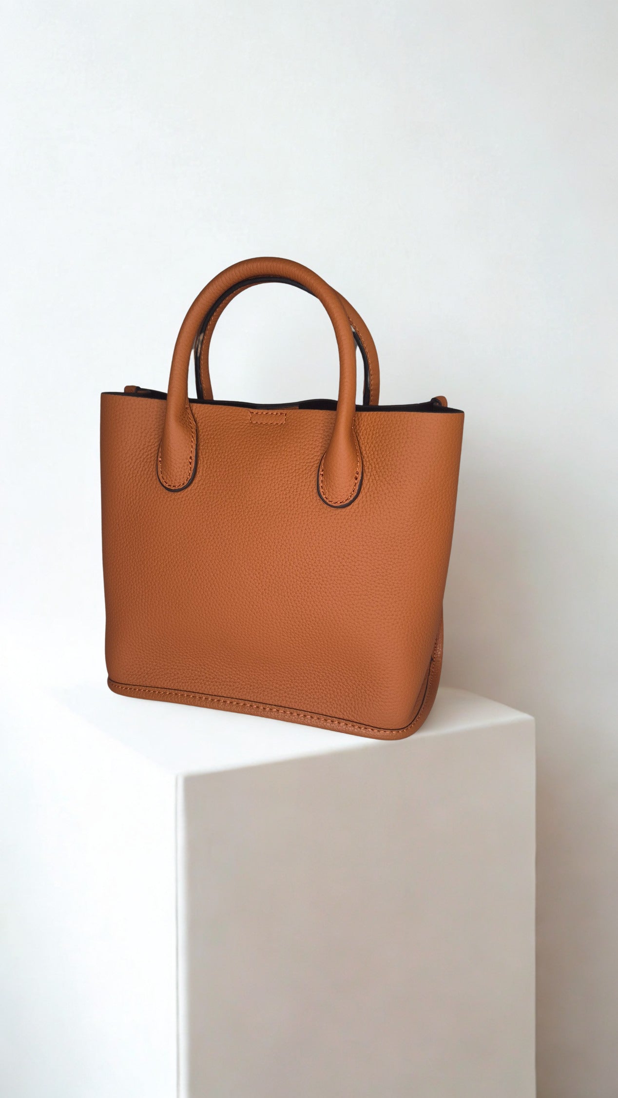 ATYA Cuir Véritable